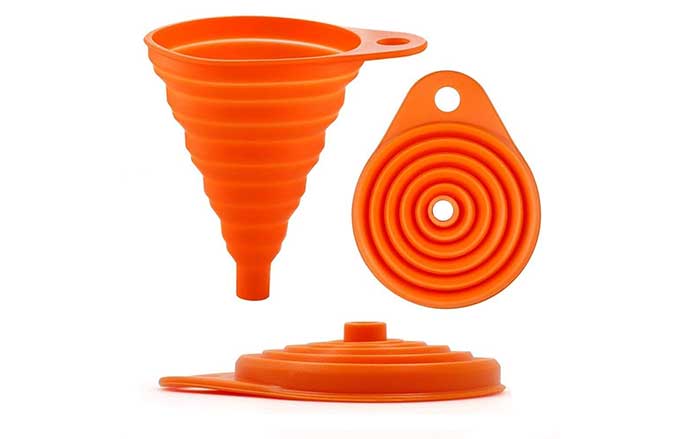 Telescopic Funnel Long Neck Funnel Folding Silicone Household Kitchen Funnel for Family Bars Restaurants Etc 5 pcs Convenient and Practical 