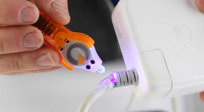 Bondic - Liquid Plastic Welder - LED UV Light Activated Bonding