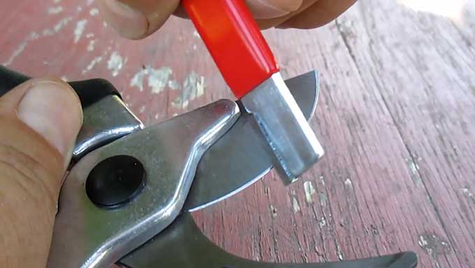 sharpening hand tools