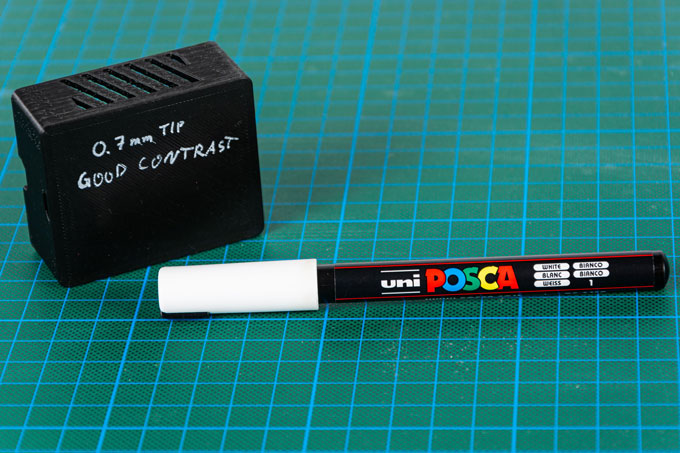 Uni Posca 0.7mm White Marker – Cool Tools