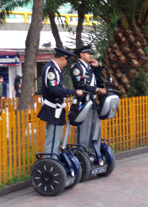 100 2993-Segway Police