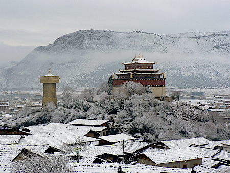 Zhongdian-snow.jpg